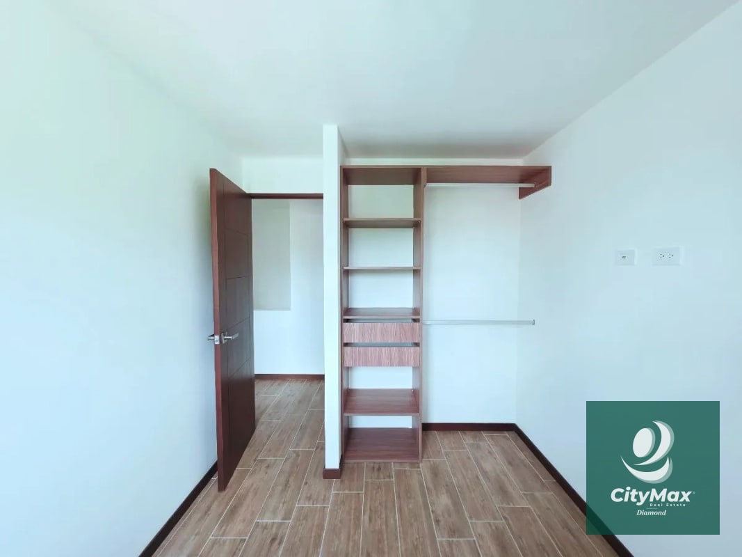 Apartamento en Venta en Edificio Nuvó El Naranjo Zona 4 de Mixco - 1