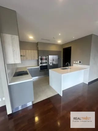 Apartamento en Renta zona 14; EDIFICIO SANTA INES DEL PARQUE — Apartamento en Alquiler en Santa Inés, Zona 14, Guatemala, Ciudad — miniatura 2 de 9