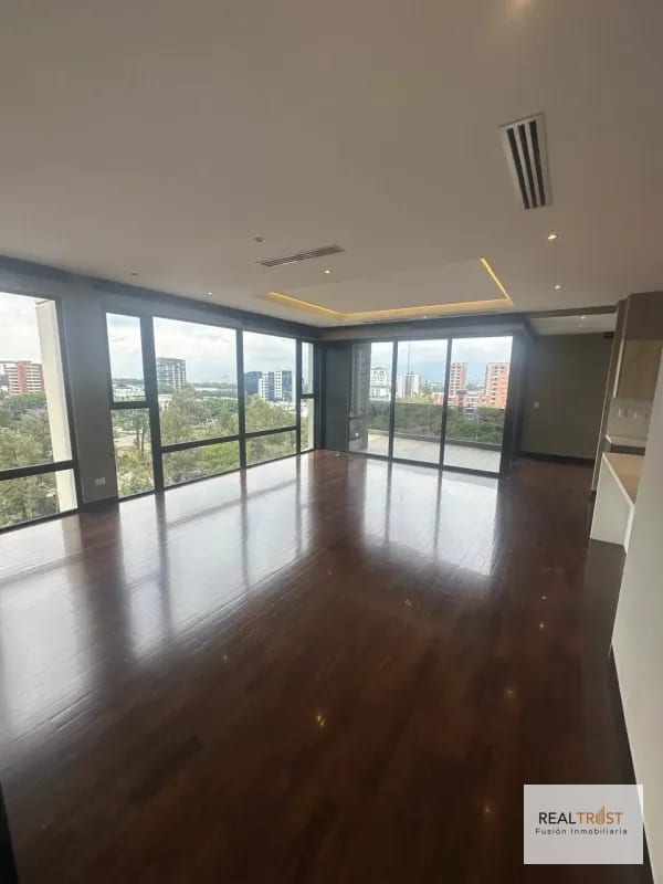 Apartamento en Renta zona 14; EDIFICIO SANTA INES DEL PARQUE — Apartamento en Alquiler en Santa Inés, Zona 14, Guatemala, Ciudad — foto 1 de 9