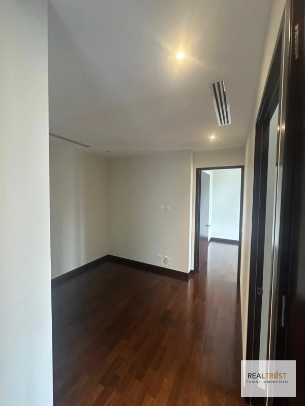 Apartamento en Renta zona 14; EDIFICIO SANTA INES DEL PARQUE - 5