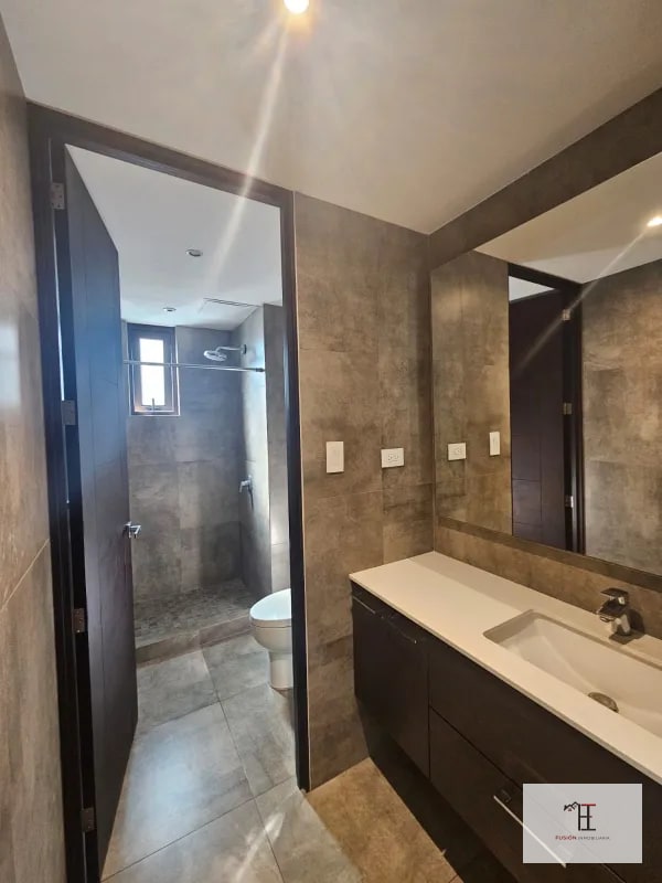 Vendo Apartamento LIV Zona 15 Vista Hermosa 1 - 6