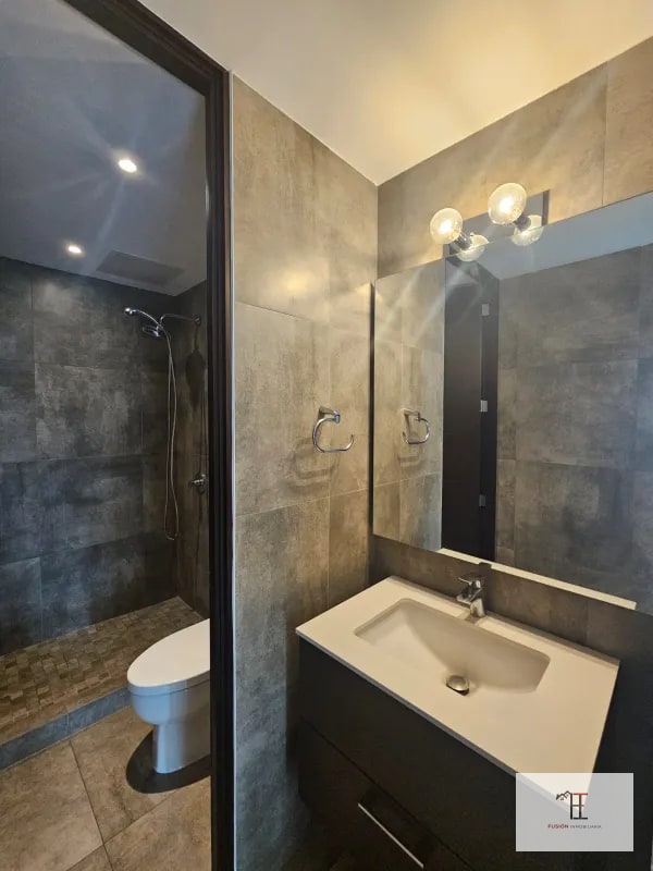 Vendo Apartamento LIV Zona 15 Vista Hermosa 1 - 2