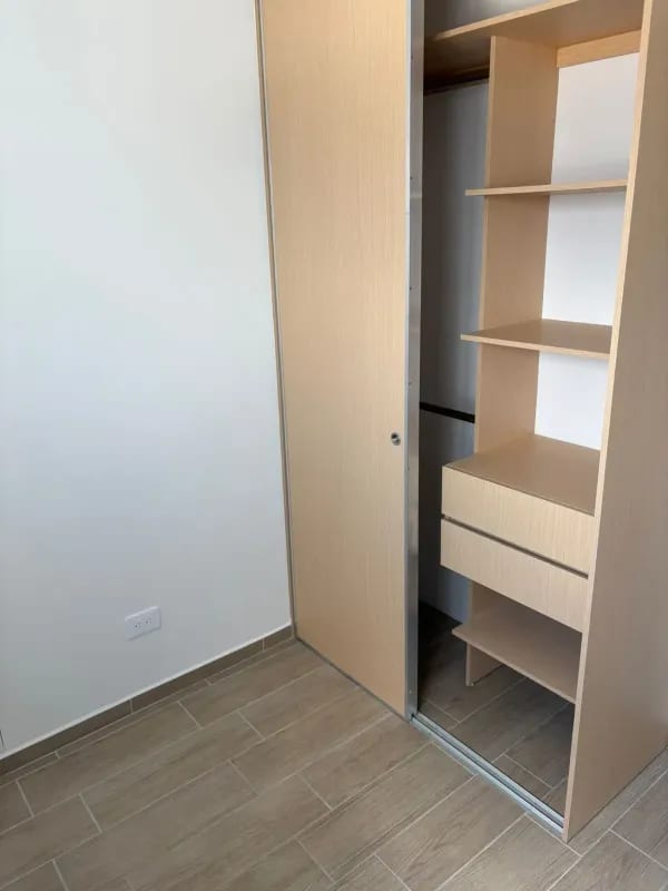 Apto en renta en ANDARES z12 — Apartamento en Alquiler en Andares Doce, Zona 12, Guatemala, Ciudad — foto 5 de 6