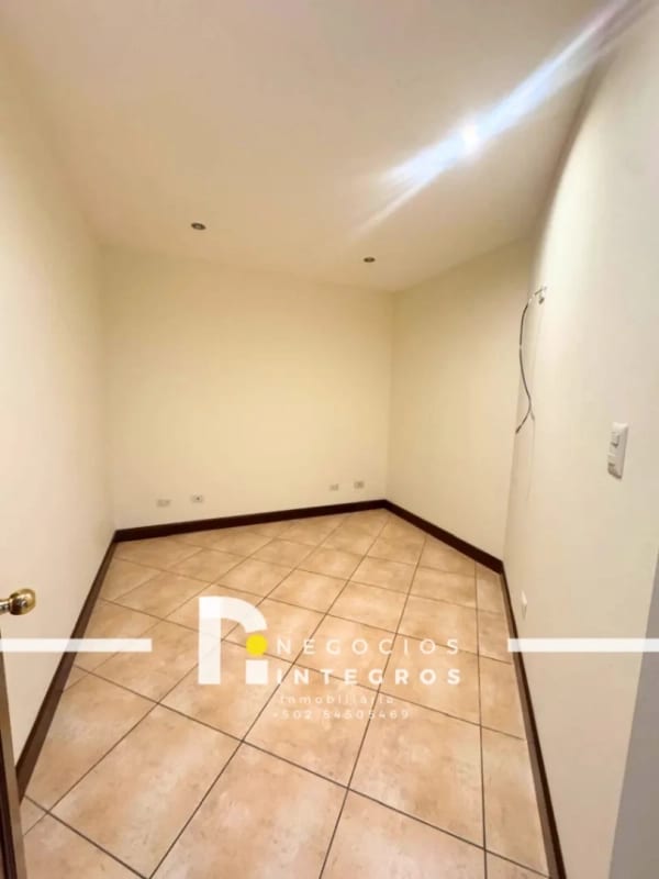APARTAMENTO EN MILENIA ZONA 10 – 2 HAB + ESTUDIO, NIVEL ALTO — Apartamento en Alquiler en Milenia, Zona 10, Guatemala, Ciudad — foto 9 de 16