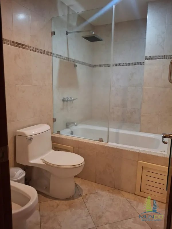 RENTA DE APARTAMENTO AMUEBLADO EN ZONA 10 - 4