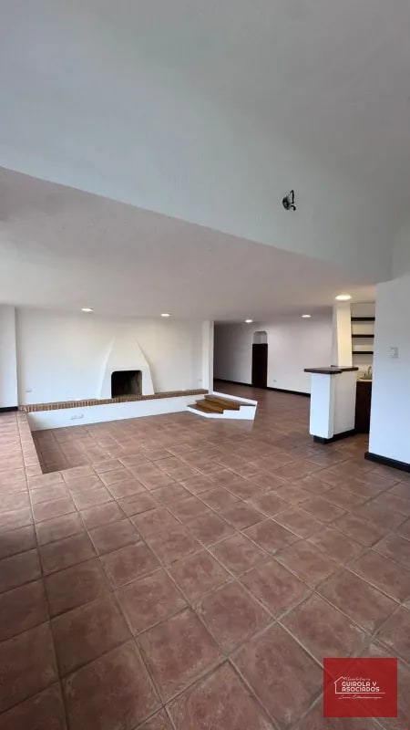 APARTAMENTO EN ALQUILER EN ZONA 15 VHI 015APTOADZ15 - 16