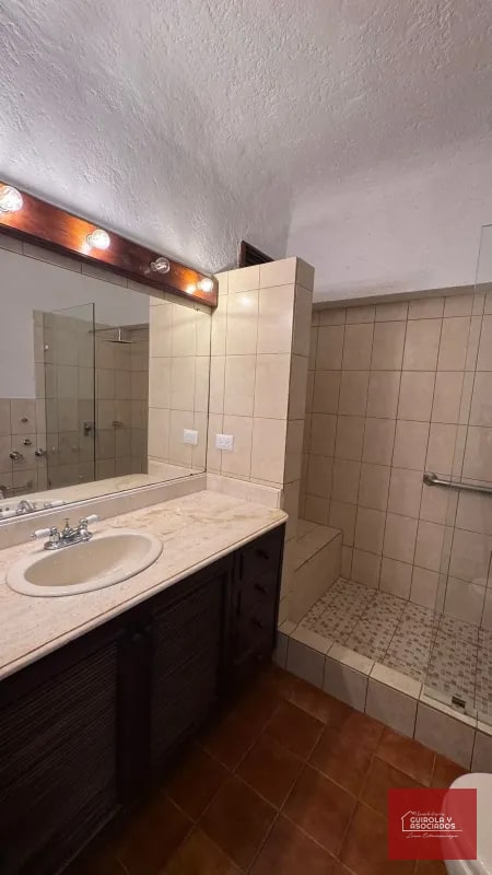 APARTAMENTO EN ALQUILER EN ZONA 15 VHI 015APTOADZ15 - 7