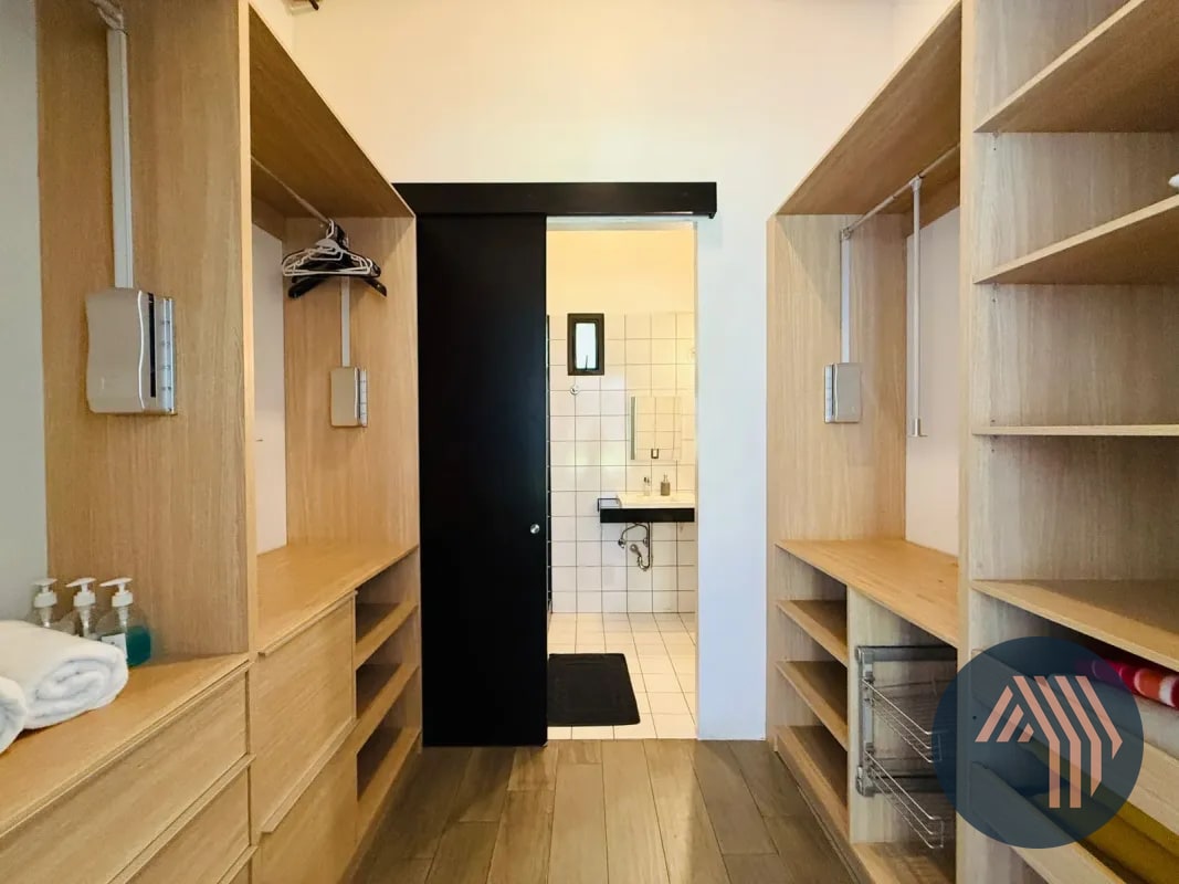 VENTA DE MODERNO APARTAMENTO DE PRIMER NIVEL - SHIFT CAYALÁ, ZONA 16 - 5