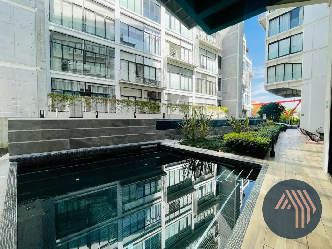 VENTA DE MODERNO APARTAMENTO AMUEBLADO - SHIFT CAYALÁ, ZONA 16 - 9