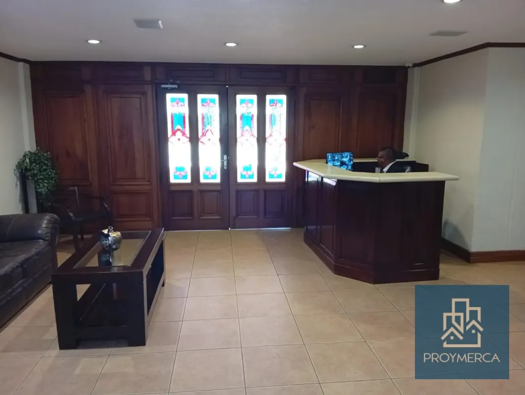 Apartamento en Alquiler, Edificio Vista Real, Zona 10 - 3