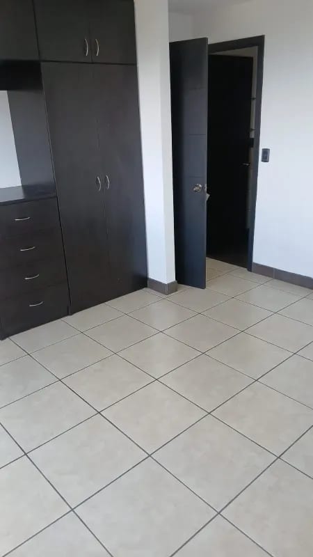 APARTAMENTO EN VENTA ZONA 16 EN BOSQUES DE EUSKADI — Apartamento en Venta en Bosques de Euskadi, Zona 16, Guatemala, Ciudad — foto 7 de 11