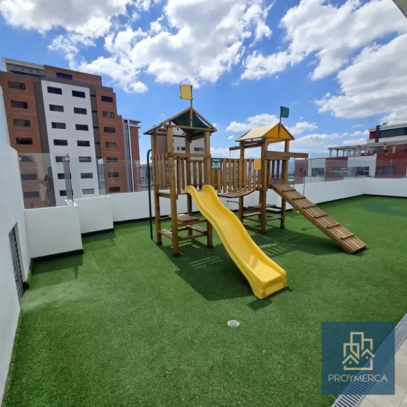 Apartamento en venta, Edificio Torre Quarto, Zona 14 - 2