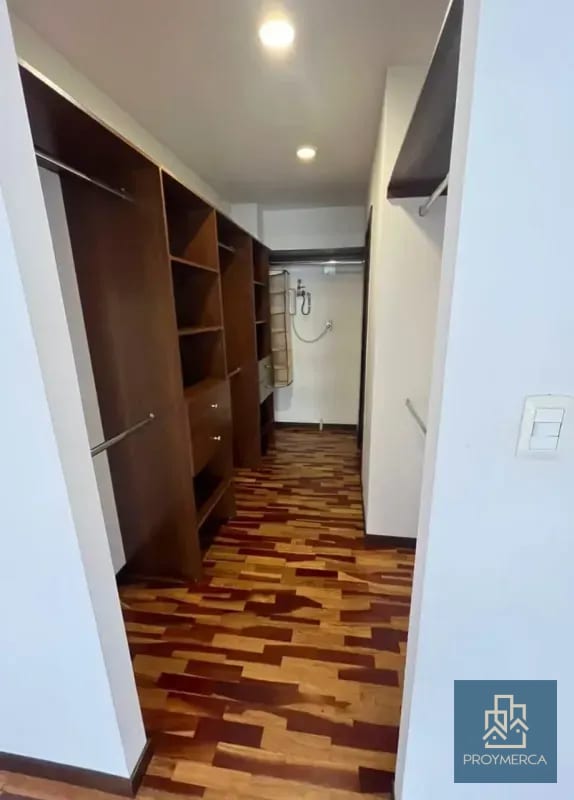 Apartamento en venta, Edificio Torre Quattro, Zona 14 — Apartamento en Venta en Torre Quattro, Zona 14, Guatemala, Ciudad — foto 2 de 13