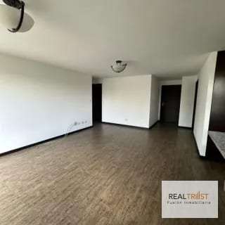 RENTO AMPLIO APARTAMENTO ZONA 15 — Apartamento en Alquiler en Zona 15, Guatemala, Ciudad — miniatura 8 de 9