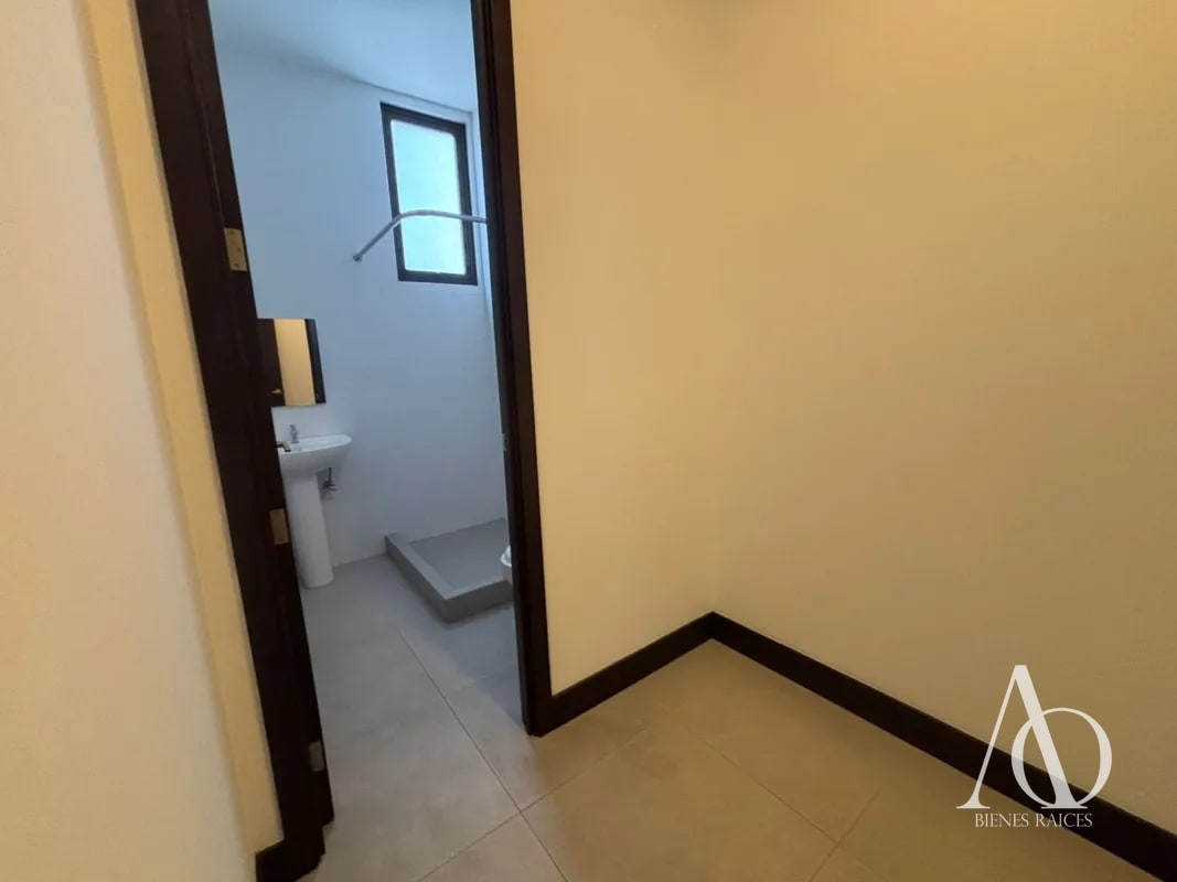 Apartamento en Alquiler / Venta Edificio Echo, zona 14 N7 / EN DIRECTO 02 T2 - 12