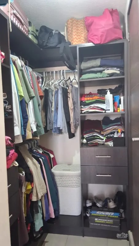 Condado Naranjo en Alameda Norte, Coruña.    Q1,750,000 negociables. - 5