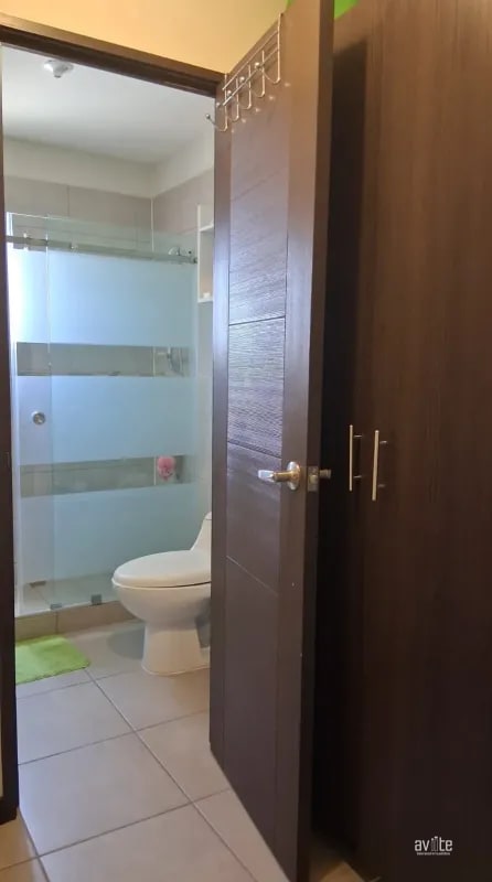 Condado Naranjo en Alameda Norte, Coruña. Q1,750,000 negociables. - 7