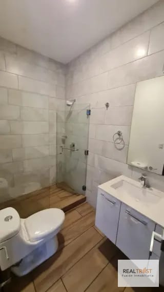RENTO APARTAMENTO EN ZONA 15 VISTA HERMOSA 1 — Apartamento en Alquiler en Vista Hermosa I, Zona 15, Guatemala, Ciudad — miniatura 3 de 7