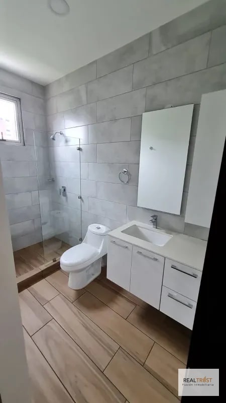 RENTO APARTAMENTO EN ZONA 15 VISTA HERMOSA 1 - 3