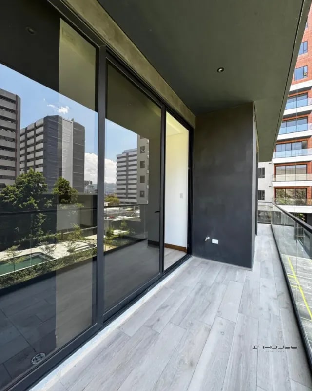 APARTAMENTO EN RENTA ZONA 10 PARA ESTRENAR - 4
