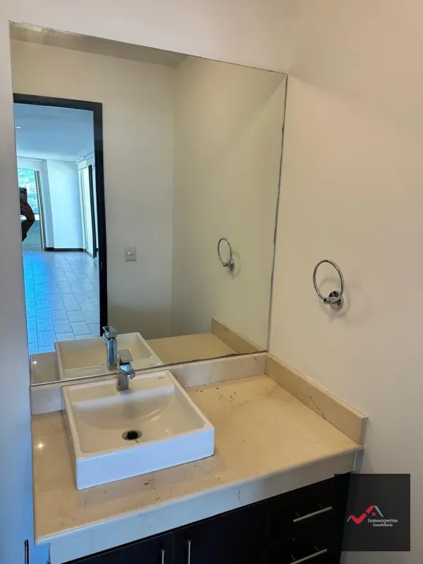 APARTAMENTO EN RENTA EN ZONA 10, EDIFICIO VERONA - 8