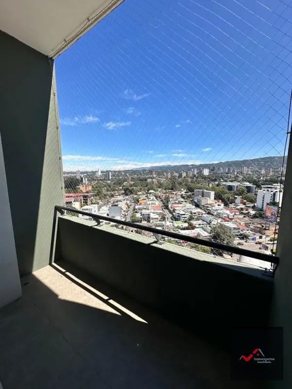 APARTAMENTO EN RENTA EN ZONA 10, EDIFICIO VERONA - 15