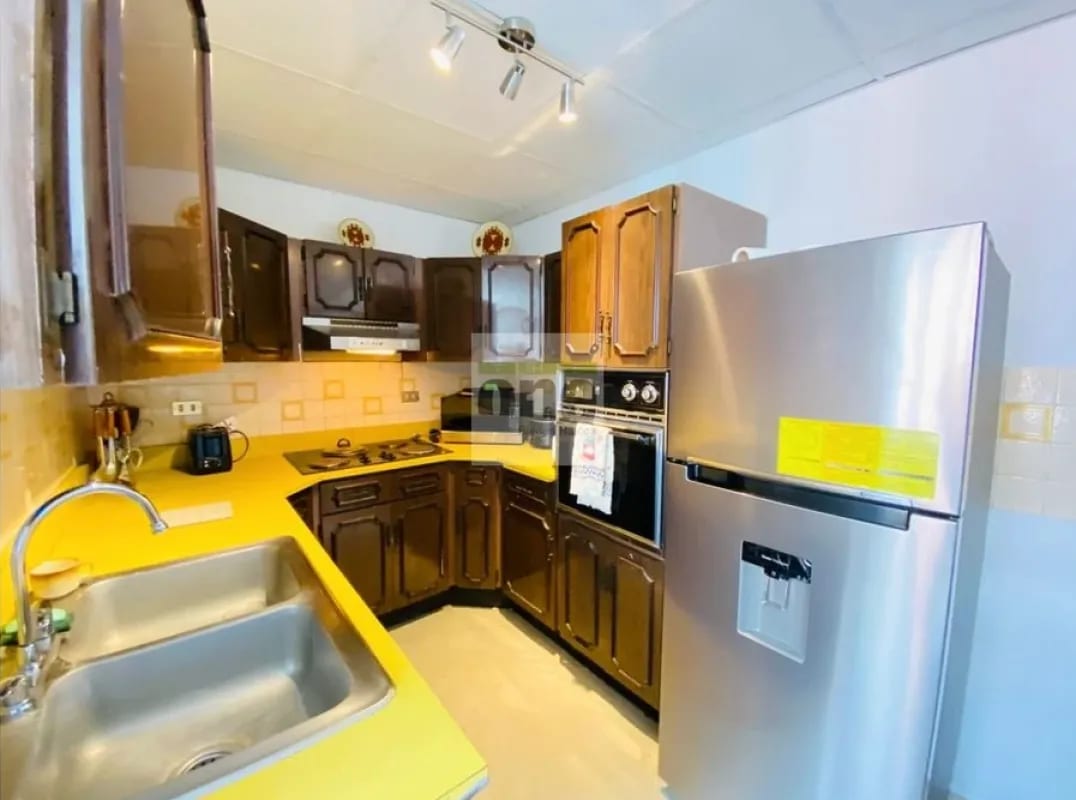 Apartamento amueblado de 2 dormitorios en zona 10 — Apartamento en Alquiler en Zona 10, Guatemala, Ciudad — foto 4 de 8