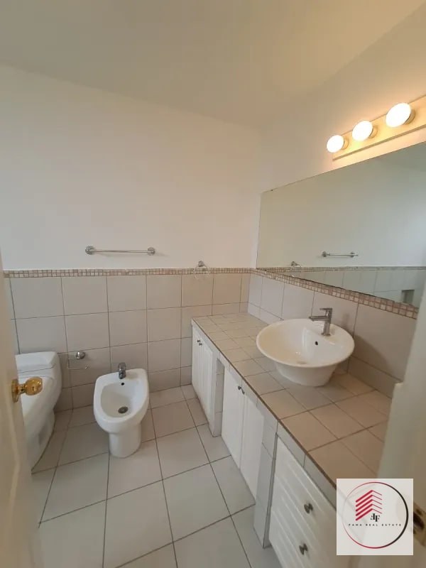 Alquiler de apartamento en zona 15 Vista Hermosa a 2 a dos cuadras de Boulevard Vista Hermosa atras de campero - 17