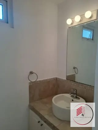 Alquiler de apartamento en zona 15 Vista Hermosa a 2 a dos cuadras de Boulevard Vista Hermosa atras de campero — Apartamento en Alquiler en Zona 15, Guatemala, Ciudad — miniatura 12 de 17
