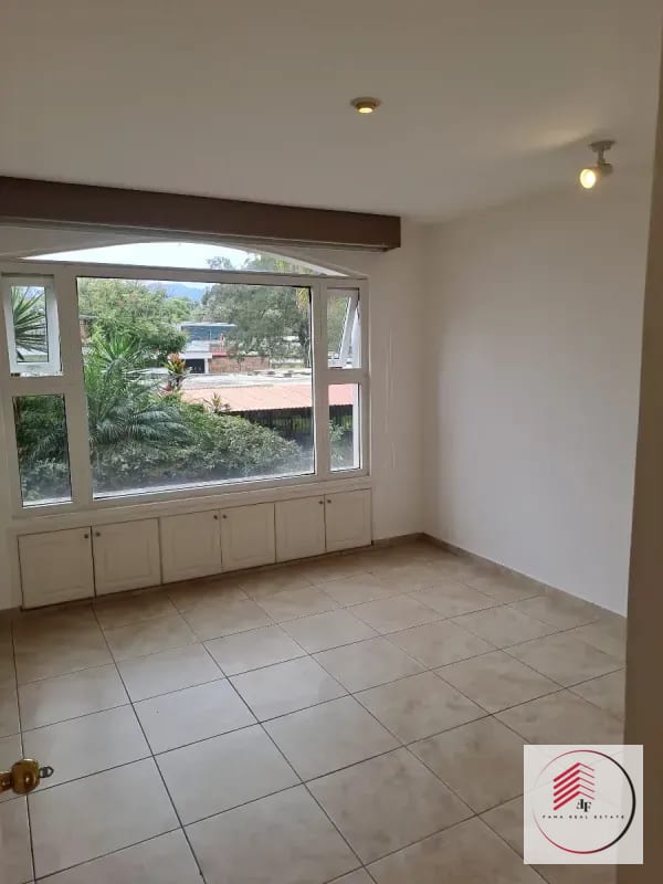 Alquiler de apartamento en zona 15 Vista Hermosa a 2 a dos cuadras de Boulevard Vista Hermosa atras de campero — Apartamento en Alquiler en Zona 15, Guatemala, Ciudad — foto 7 de 17
