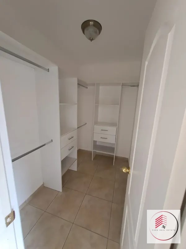 Alquiler de apartamento en zona 15 Vista Hermosa a 2 a dos cuadras de Boulevard Vista Hermosa atras de campero - 3