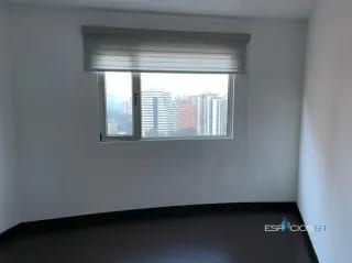 APARTAMENTO EN VENTA ZONA 14, NIVEL ALTO 4/D — Apartamento en Venta en Zona 14, Guatemala, Ciudad — miniatura 2 de 7