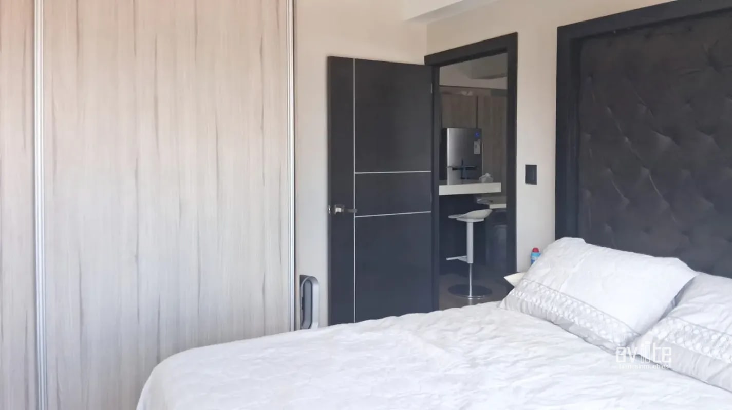Centro Vivo, zona 1. Apartamento de 2 habitaciones con derecho a 1 parqueo $205000 - 2