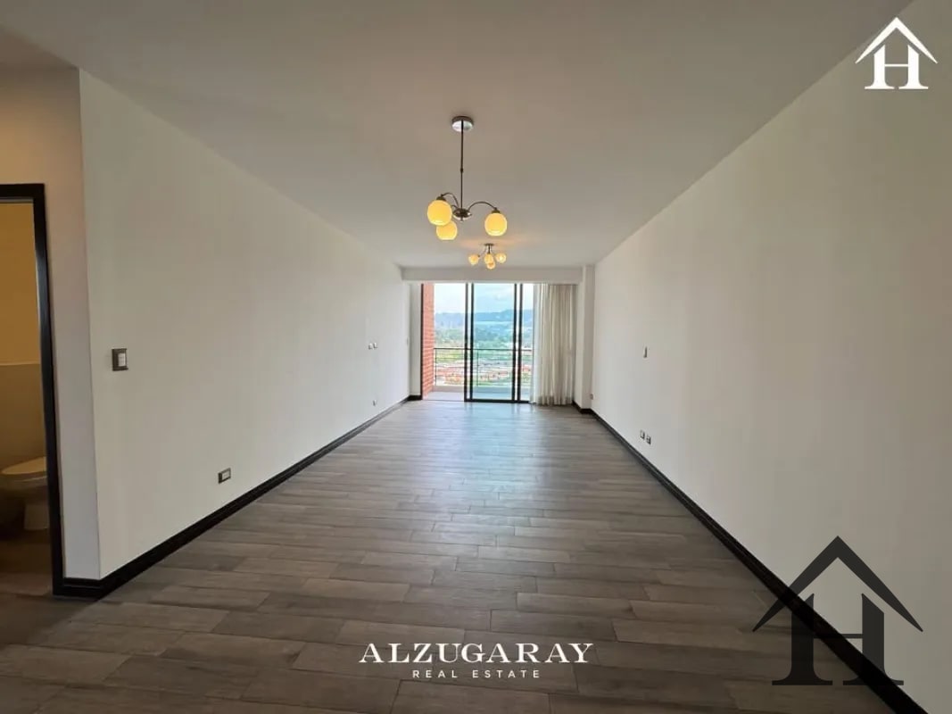 Apartamento con balcón, nivel alto, San Isidro 2021 zona 16 - 3