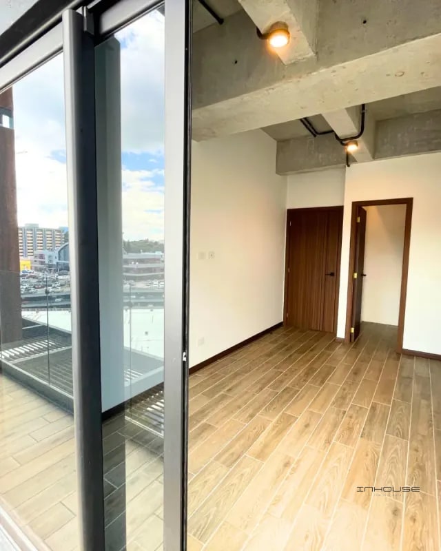 APARTAMENTO EN RENTA EN ZONA 4, SÉPTIMO. - 6