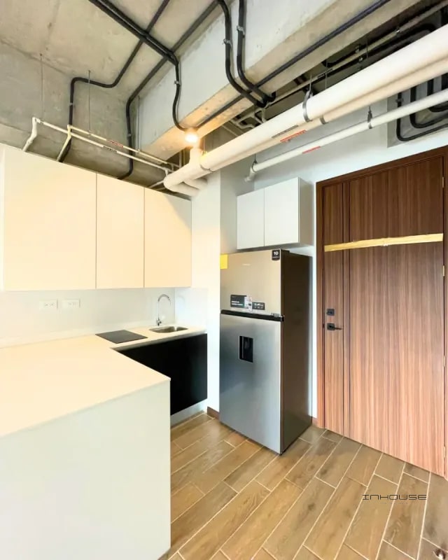 APARTAMENTO EN RENTA EN ZONA 4, SÉPTIMO. - 5