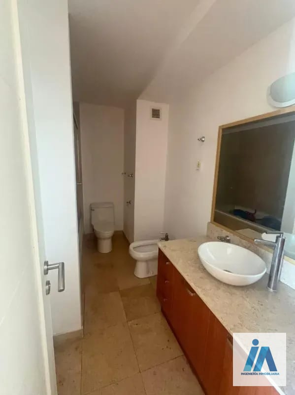 APARTAMENTO EN VENTA📍 Edificio Atrium, Zona 10 — Apartamento en Venta en Zona 10, Guatemala, Ciudad — foto 2 de 9