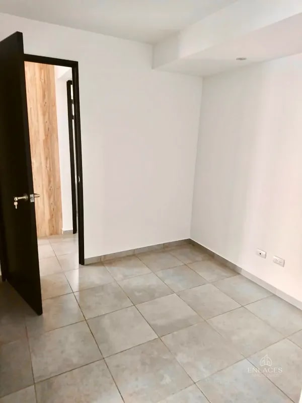 Zona 11 • Apartamento en Renta • Edificio Mariscal Uno Uno - 5