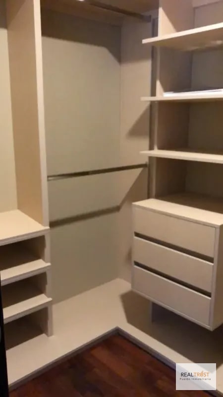 En renta apartamento amueblado en el Edificio Santa Ines: - 5