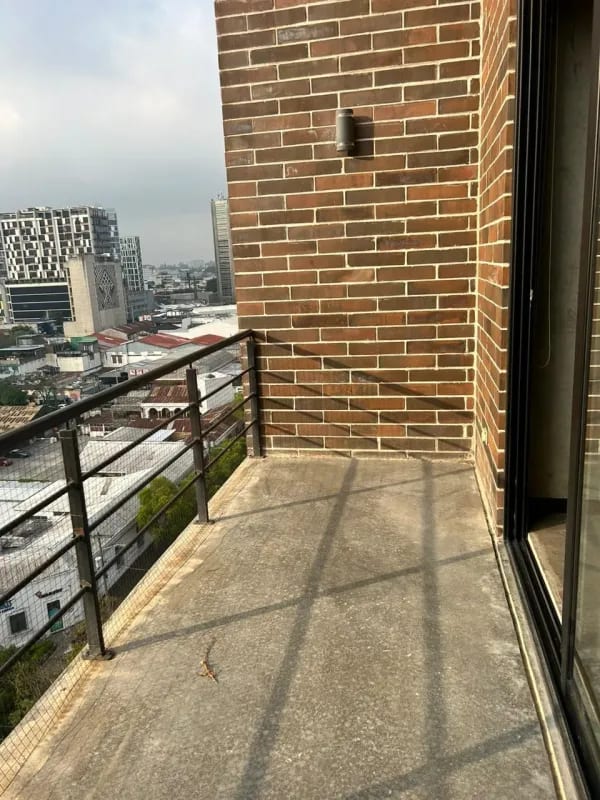 Apartamento en Zona 4 — Apartamento en Alquiler en Zona 4, Guatemala, Ciudad — foto 4 de 7