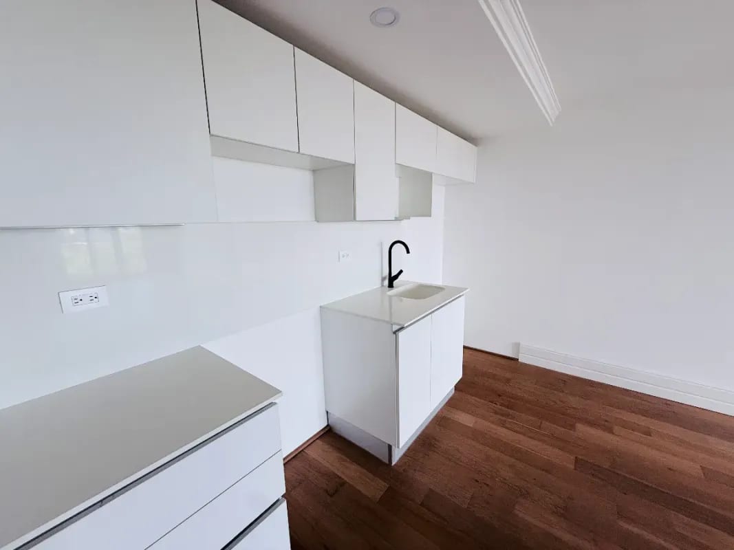 APARTAMENTO P/ ESTRENAR, EDIFICIO CÉNTRICO 86.3 MTS2, 3 DORMITORIOS, ZONA 5 — Apartamento en Venta en Céntrico, Zona 5, Guatemala, Ciudad — foto 16 de 17