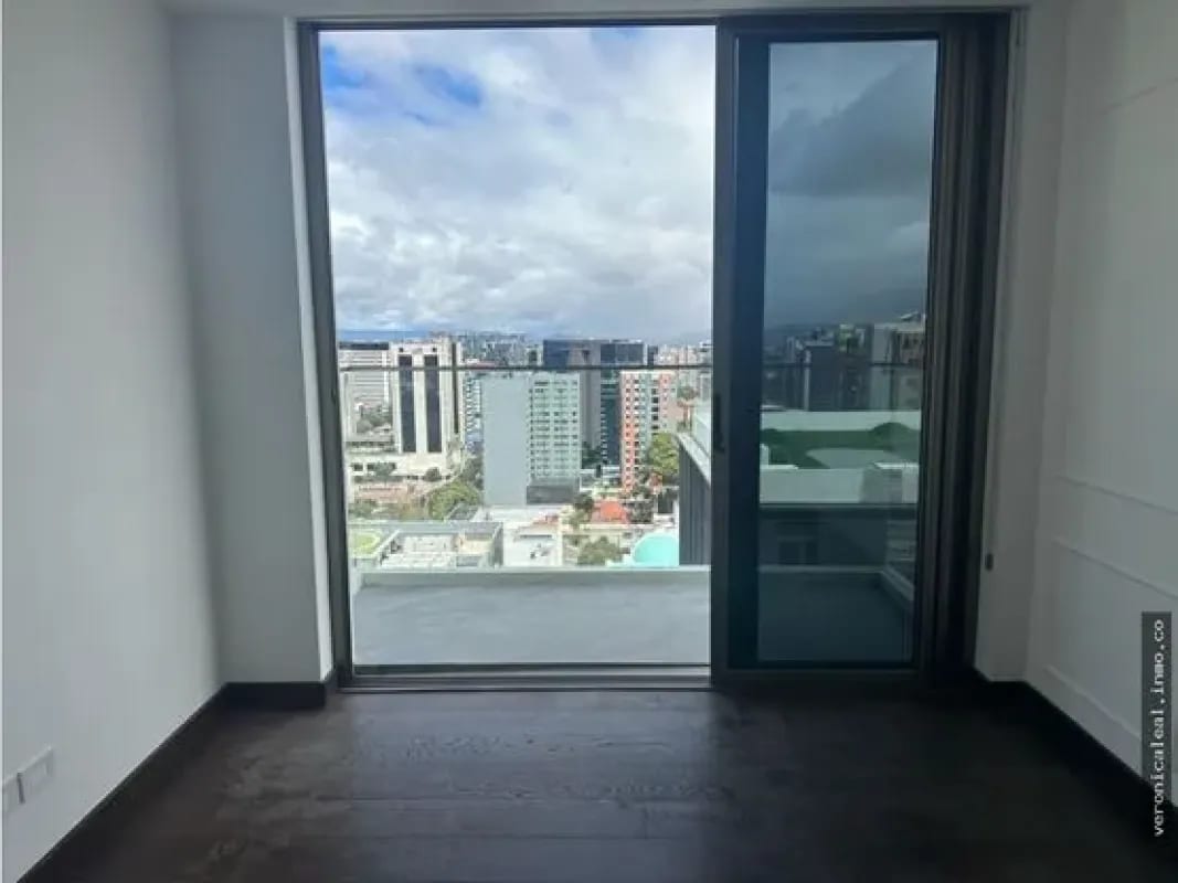 Zona 10 Apartamento en renta Edificio Atarah — Apartamento en Alquiler en Zona 10, Guatemala, Ciudad — foto 4 de 17