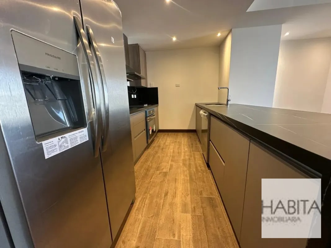 Apartamento en Alquiler, Edificio Gaura zona 15 - 4