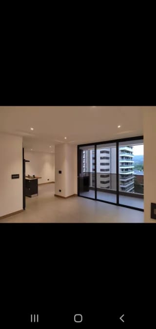 Alquilo lindo apartamento en zona 14, Vertic — Apartamento en Alquiler en Vertic, Zona 14, Guatemala, Ciudad — miniatura 5 de 14