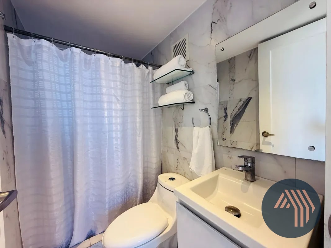 ALQUILER DE APARTAMENTO TIPO LOFT AMUEBLADO - ADAMANT, ZONA 15 — Apartamento en Alquiler en Adamant, Zona 15, Guatemala, Ciudad — foto 7 de 9
