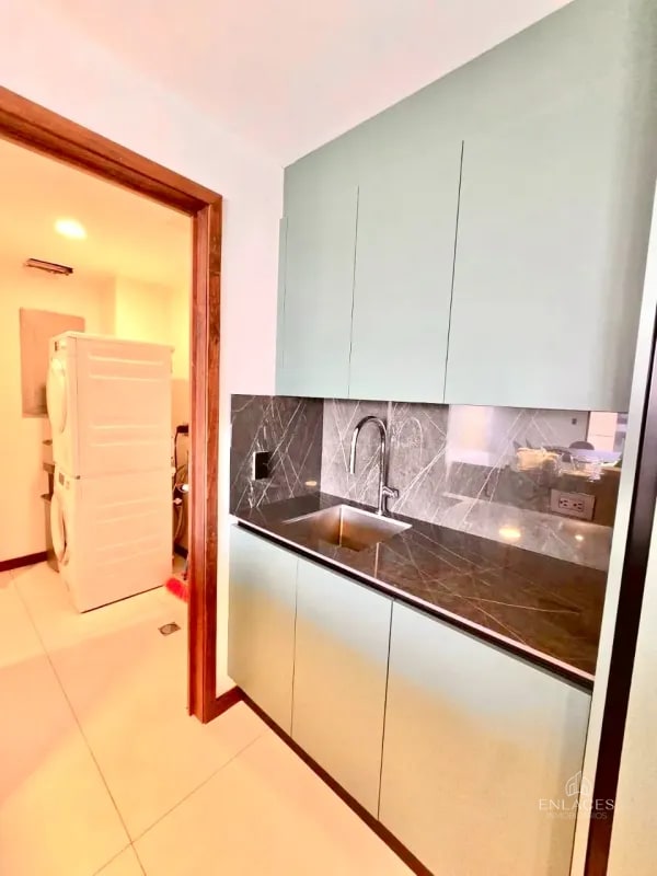 Zona 14 • Apartamento en Renta • Reserva 5ta Avenida - 13