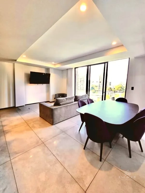 Zona 14 • Apartamento en Renta • Reserva 5ta Avenida - 8